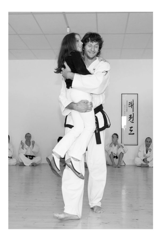 http://www.taekwondo-drexler.it/wp-content/uploads/2020/FotoAlbum1/F31-1-683x1024.jpg